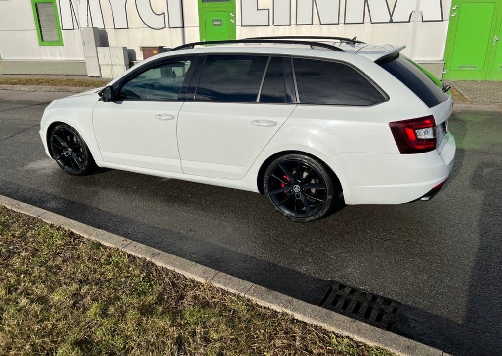 Škoda Octavia 3 RS 2.0 TDI COMMON RAIL DSG 135KW - 2