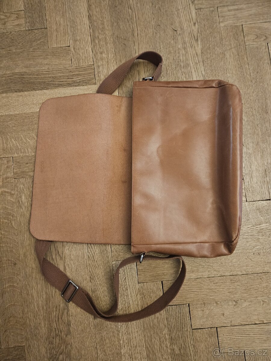 Kožená taška Ecco - 2