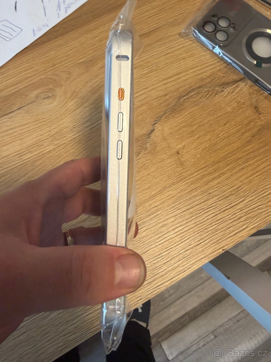 Kryt na iphone 17 pro max - 2