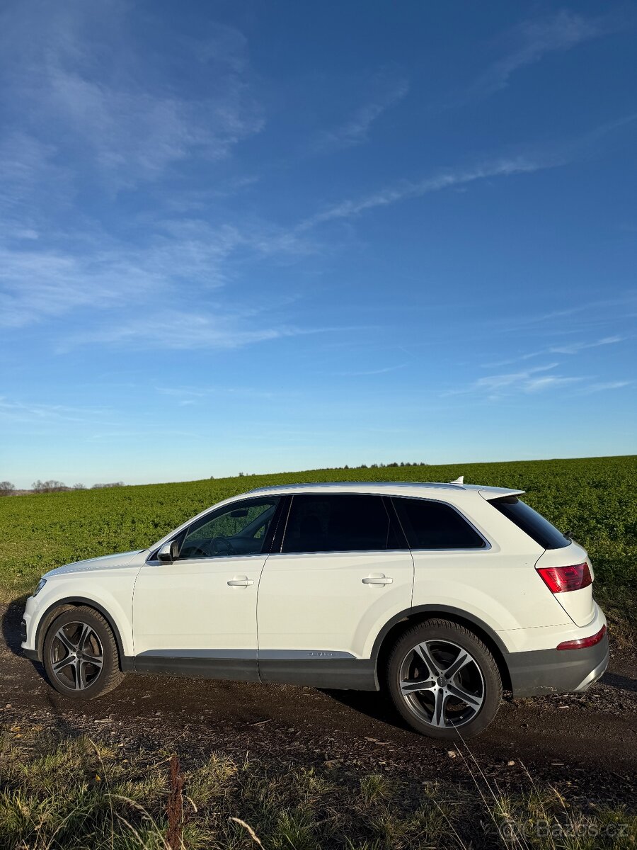 Audi q7 3.0tdi 200kw - 2