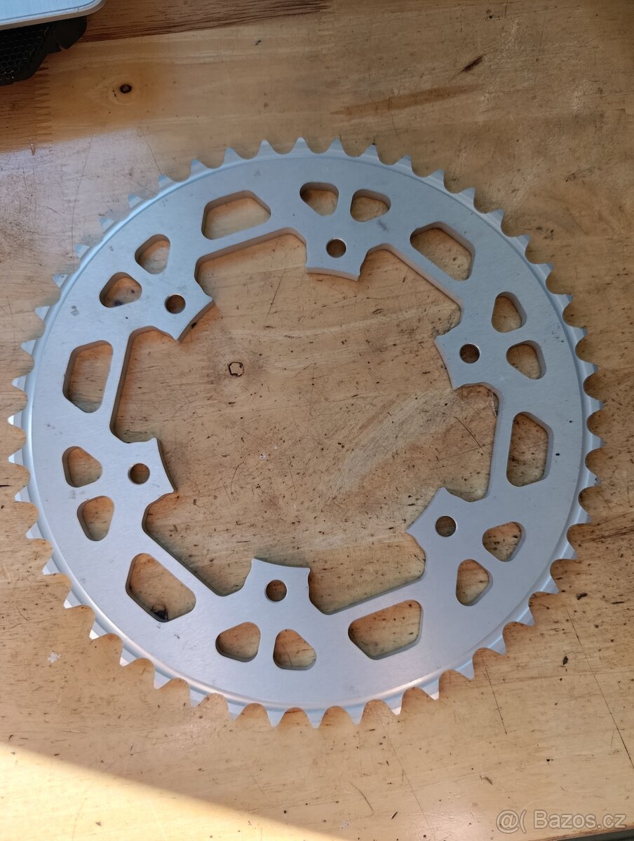 Suzuki RM-Z a RM - 2