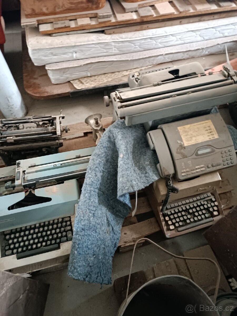 Psací stroj - 2