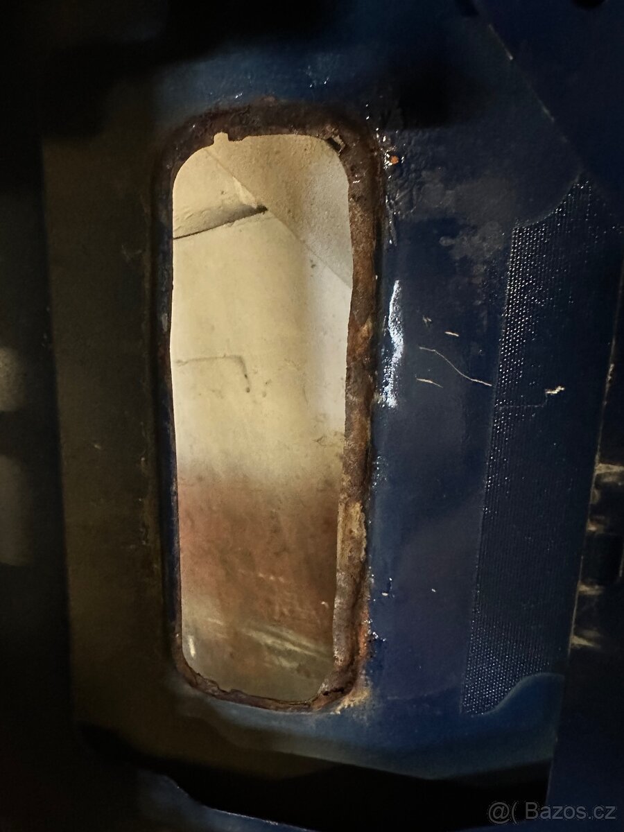 Kufrové dveře vw T5 - 2