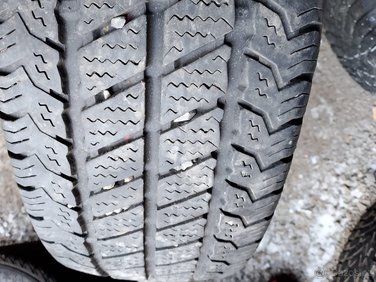 205/55/16 205/65/16c 235/45/18 265/50/19 265/45/20 kusovka - 2
