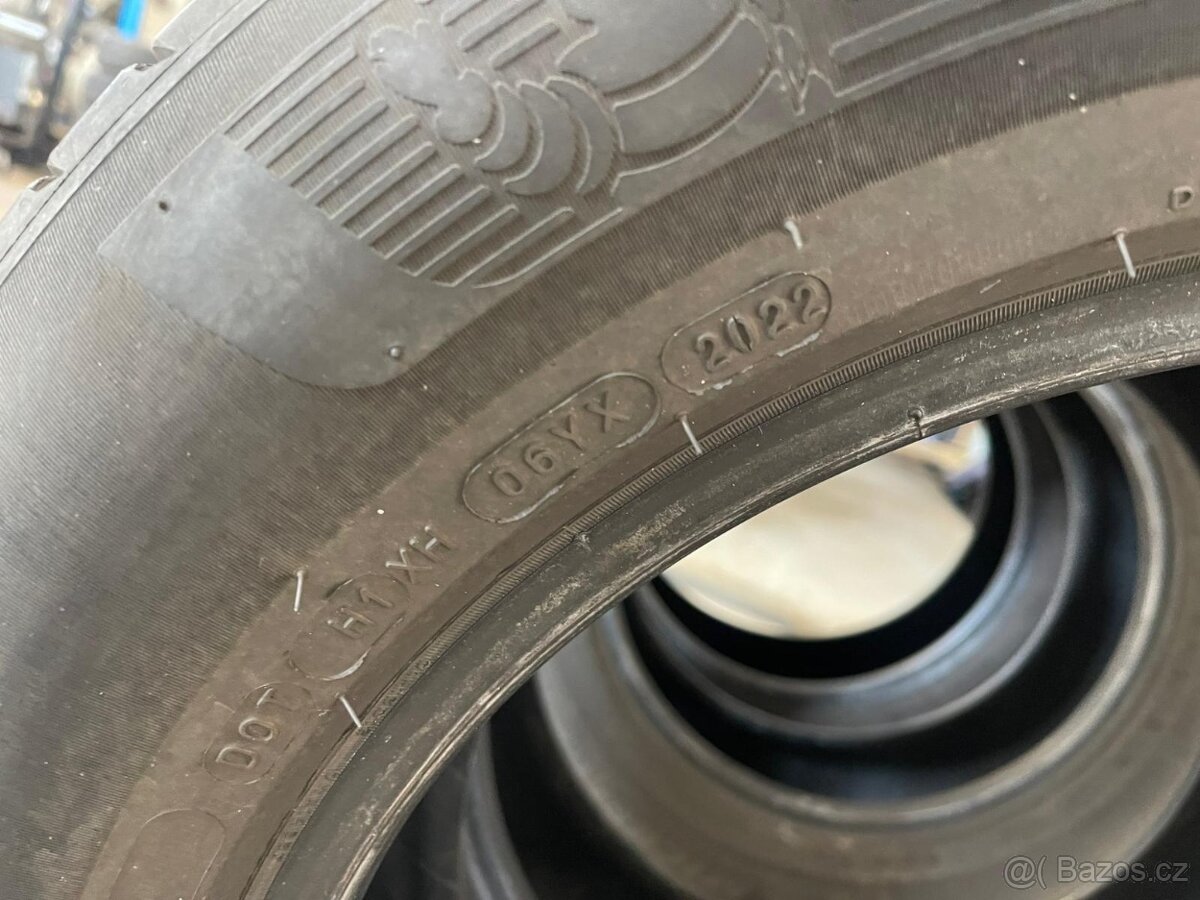 Michelin 225/60 r17 - 2
