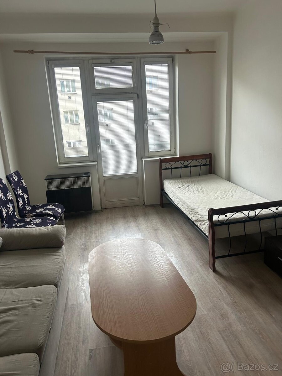 Pronájem bytu 1+kk - 2