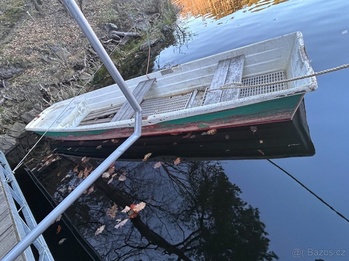 Prodám rybářskou pramici - 2
