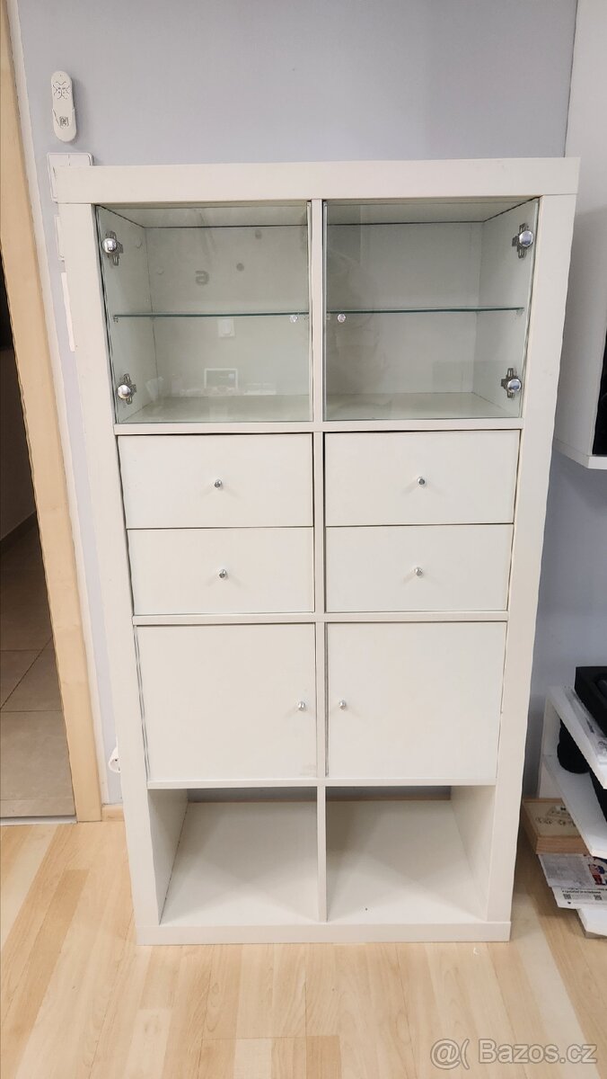 KALLAX police IKEA - 2