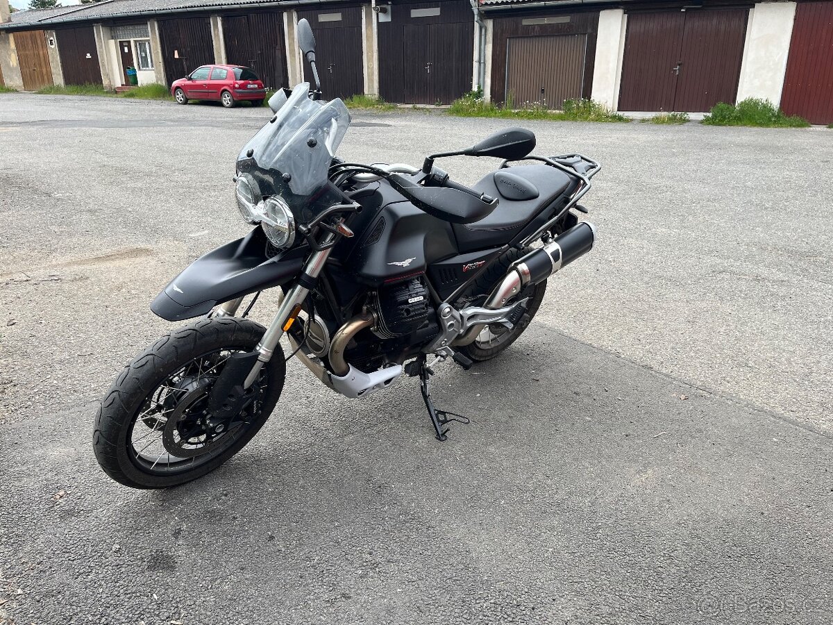 Prodám Moto Guzzi V85TT - 2