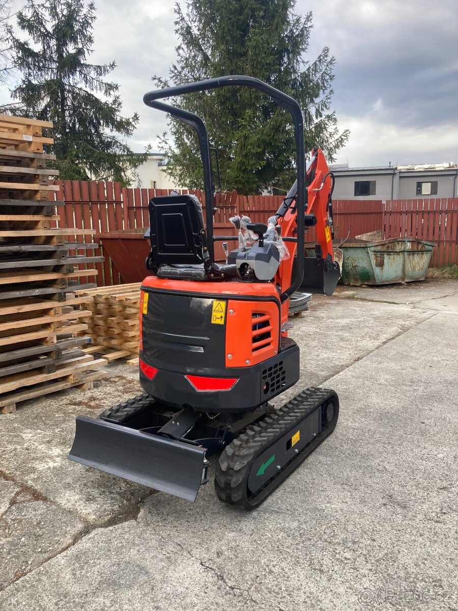 Minibagr Saurus 13-X - 2