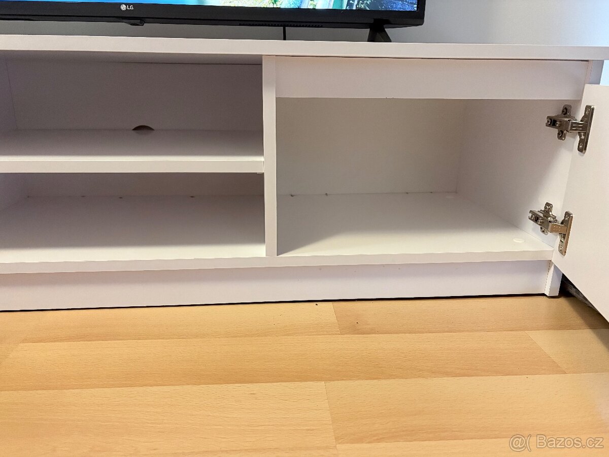 Skříňky pod TV - 2