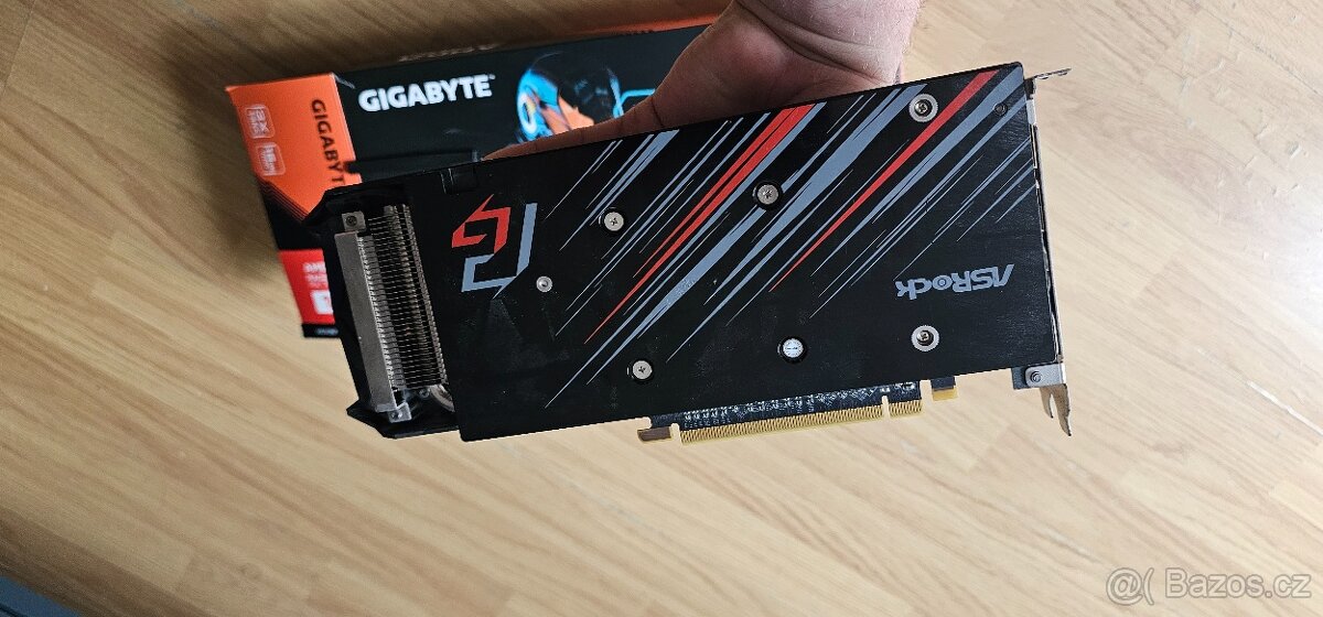 ASROCK Radeon RX 580 Phantom Gaming D Radeon 8G OC - 2