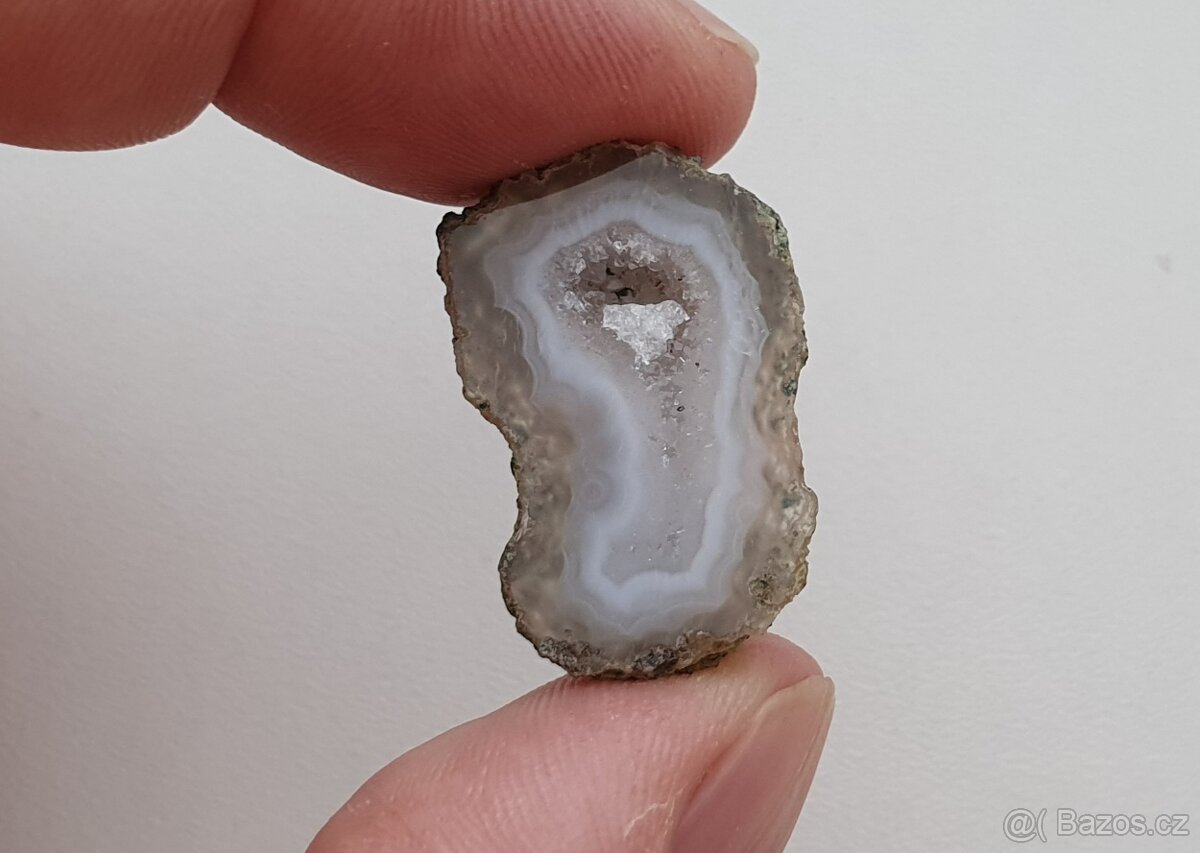 Achát na půl leštěný, nový - 2