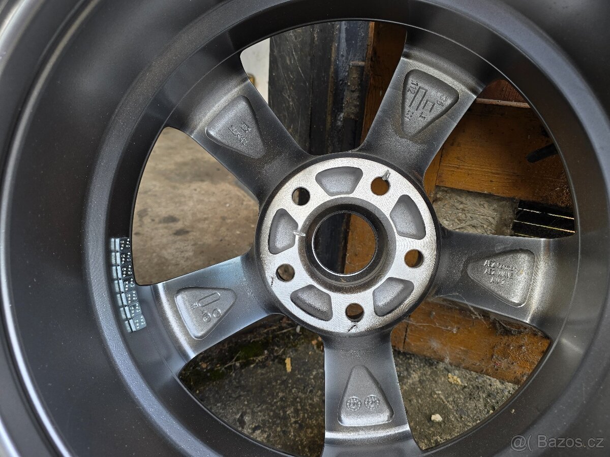 Rezerva AEZ alu disk 7,5Jx17 5×112 ET35 66,6 mm - 2