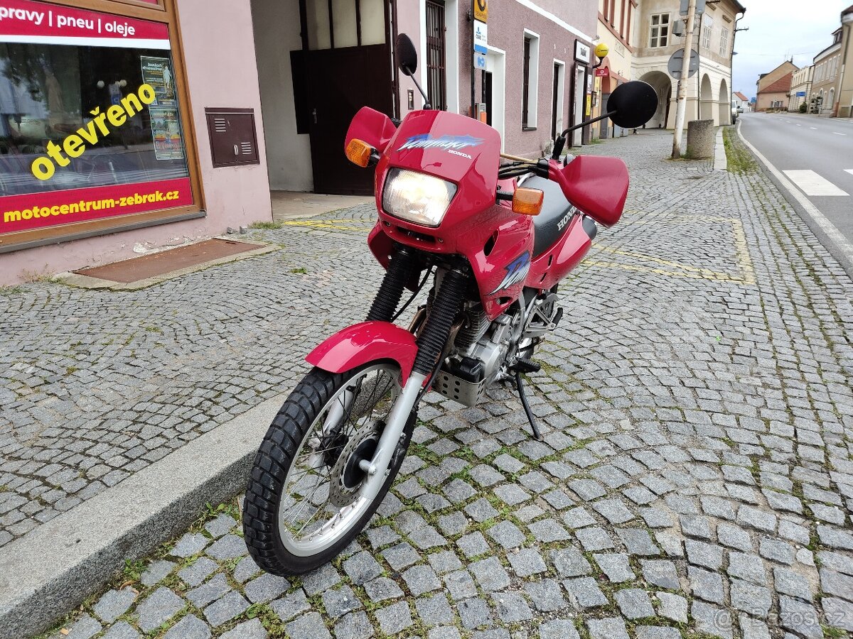 Honda Dominátor 650, Čr, , serviska