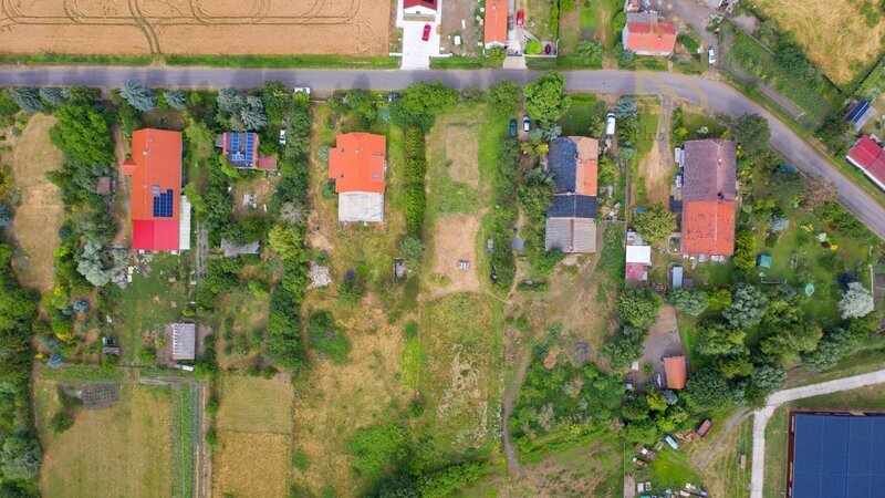 Prodej pozemku 2 000 m², Charvátce u Loun - 2