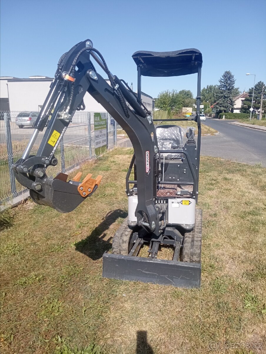 minibagr, joysticky, bagřík, pásový bagr - 2