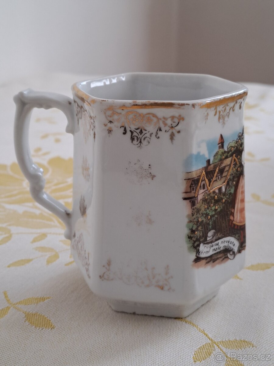 hrníček šestiboký s motivem z Prodané nevěsty - 2