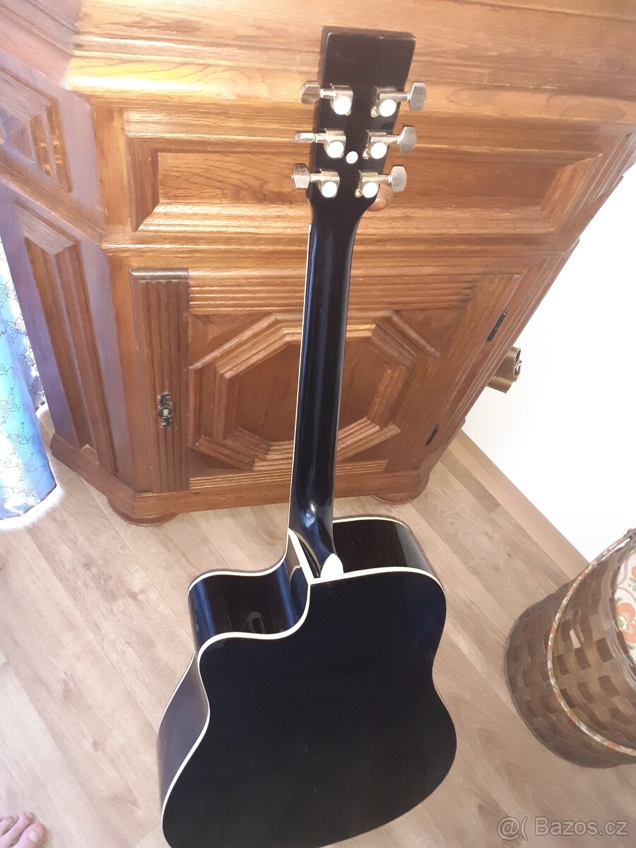 Kytara Harley Benton- Elektroakustika. - 2