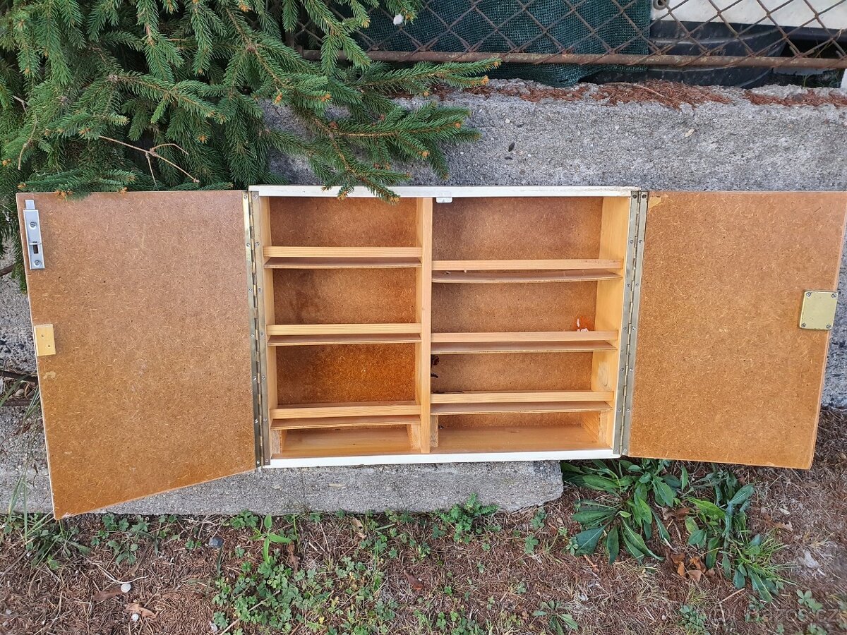 velká lékárnička socializmus 1979, retro, označeno - 2