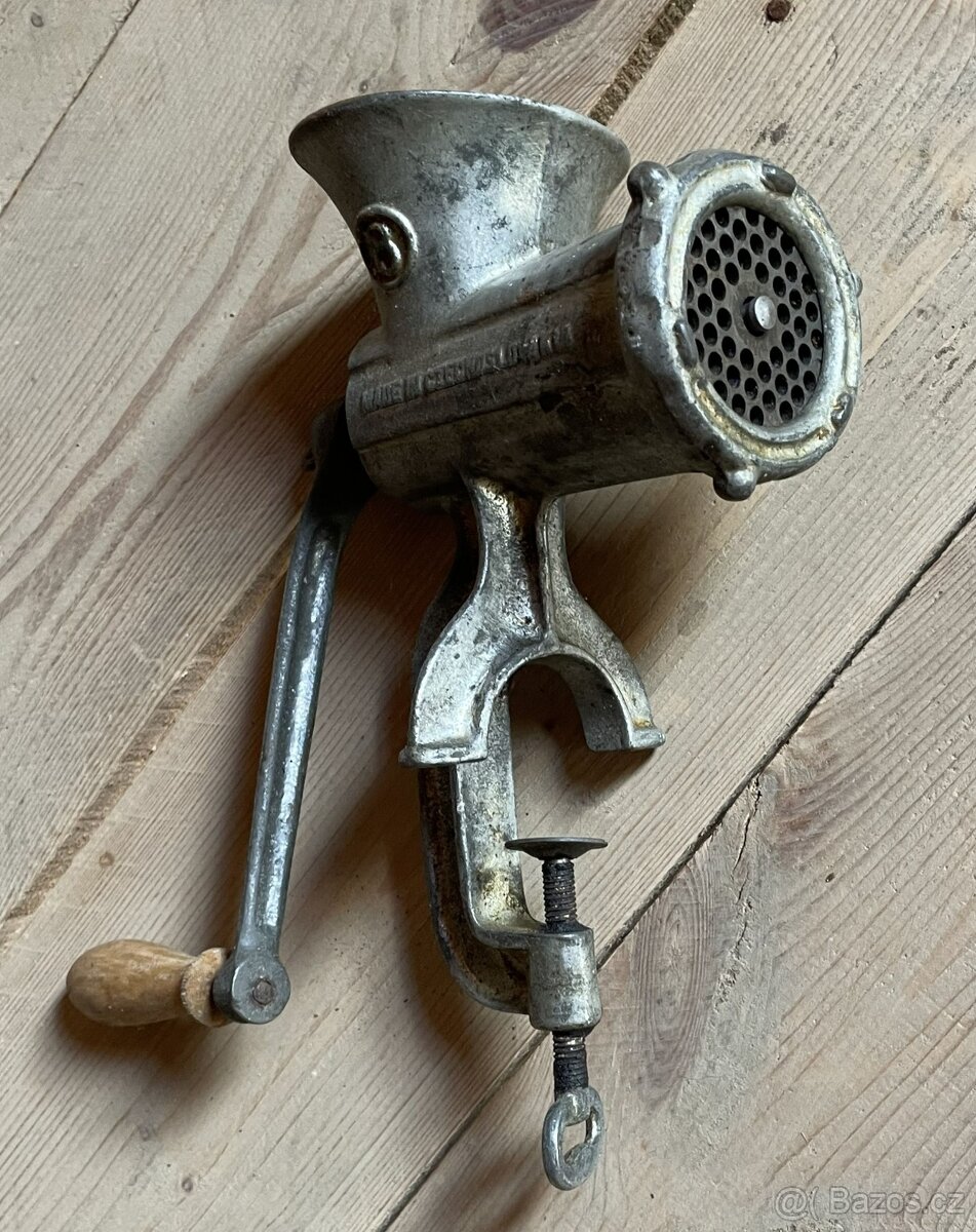 Mlýnek na maso "starožitný" - 2