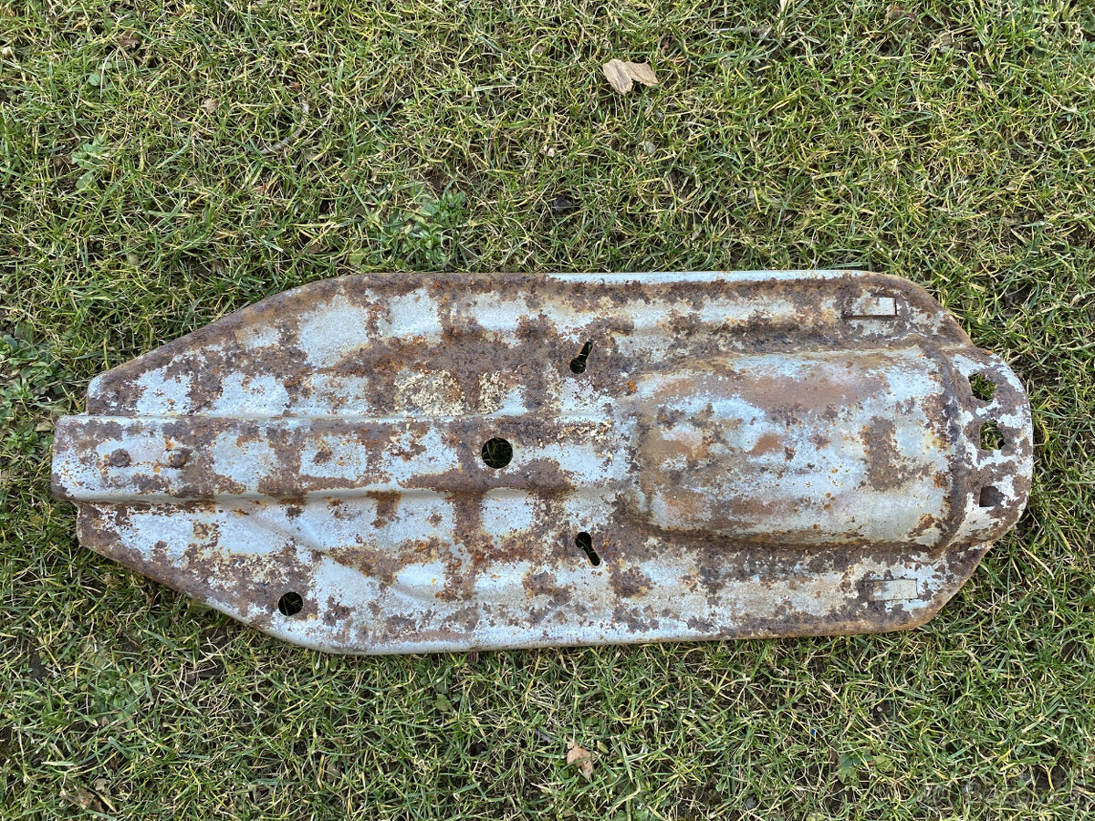 Sedlo lavice, JAWA, plech - 2