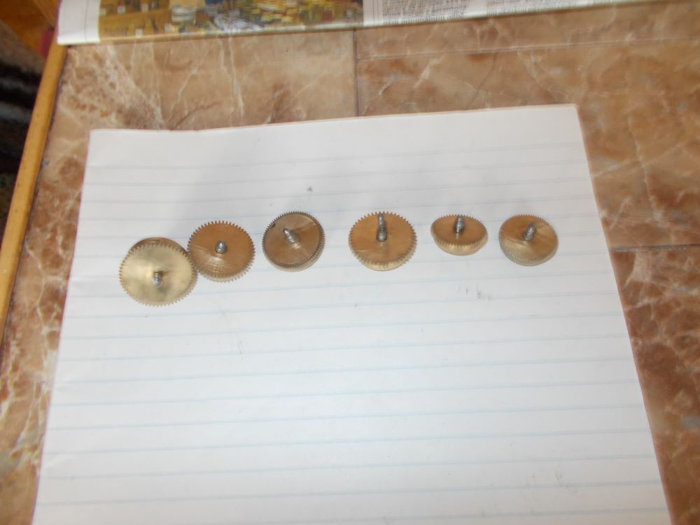 Pérovníky do budíků - 2