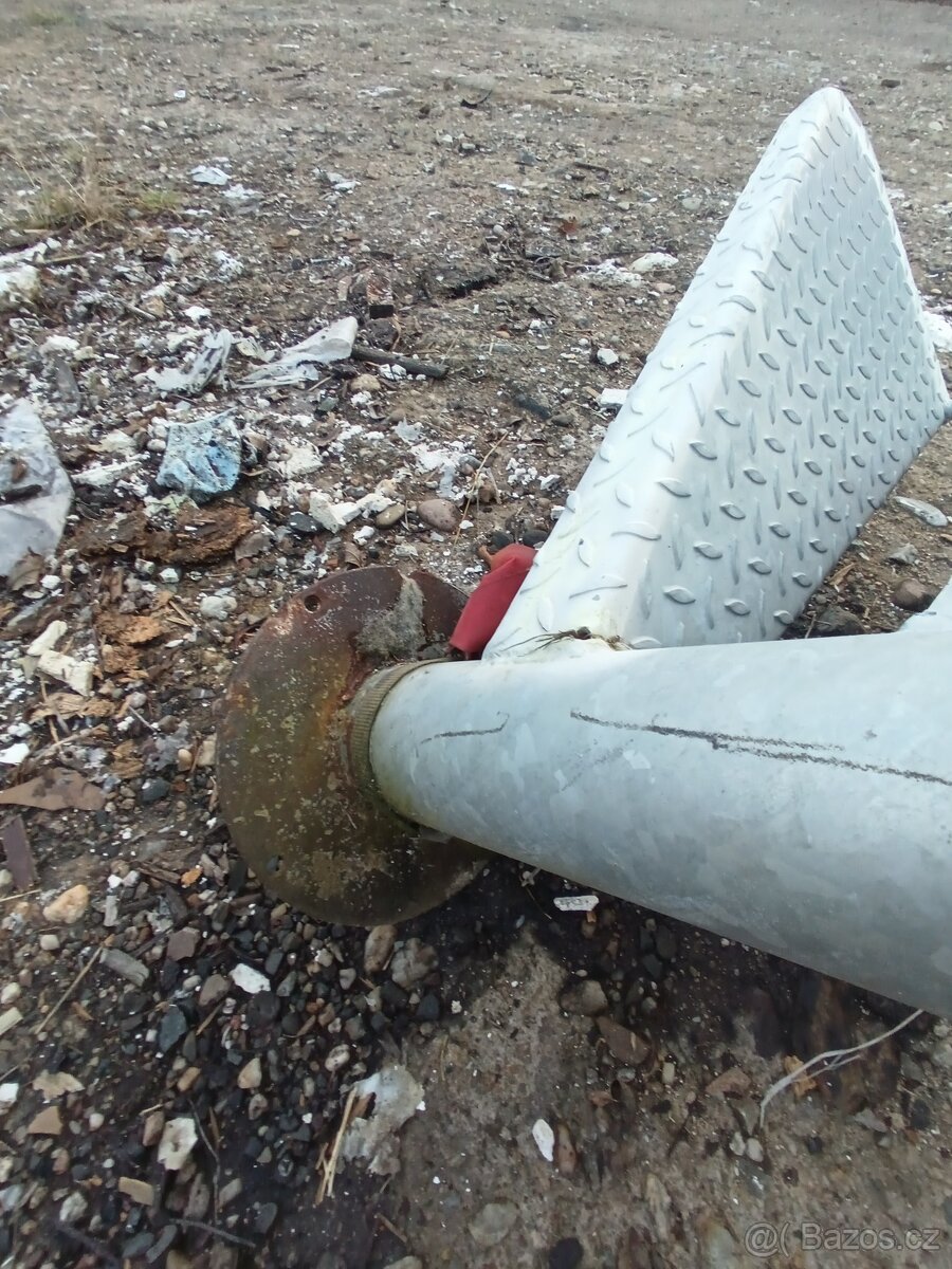 točité schodiště kovové - 2