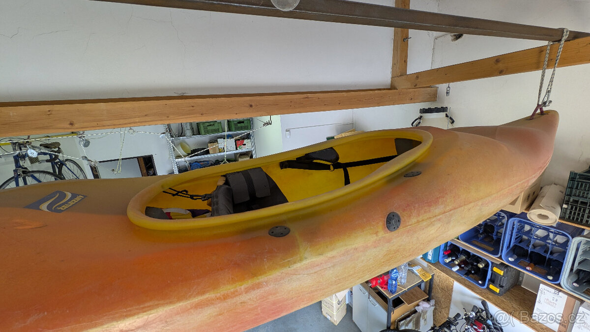 Plastový kajak Bert - 2