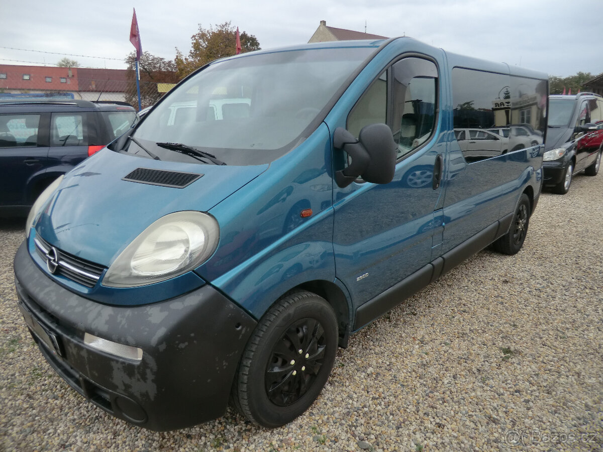 Opel Vivaro, 2.5CDTi 6 MÍST TAŽNÉ ZAŘÍZENÍ - 2