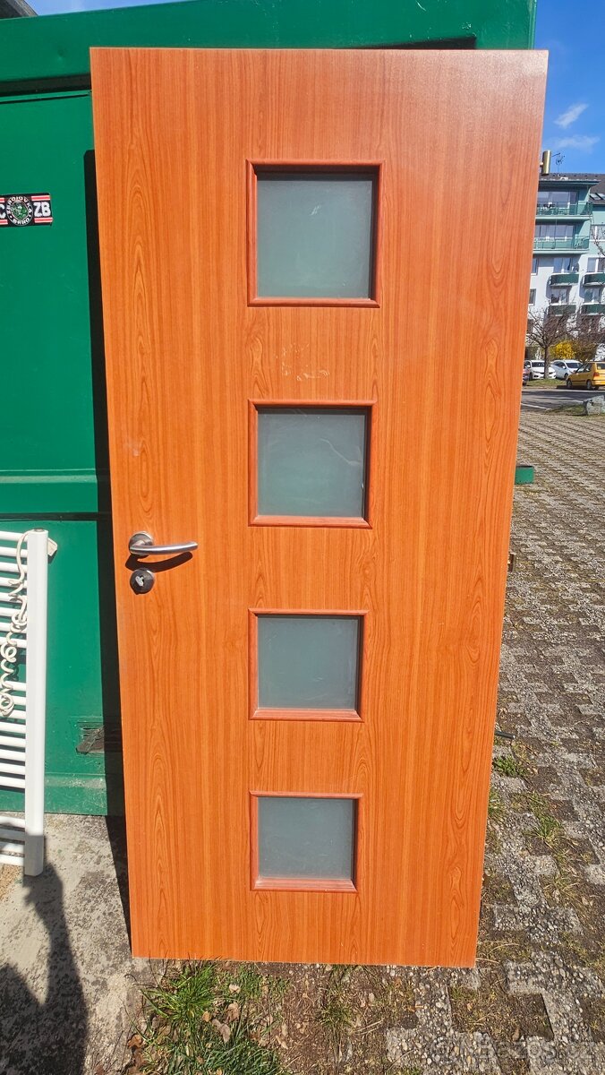 Interiérové dveře 80 pravé - 2
