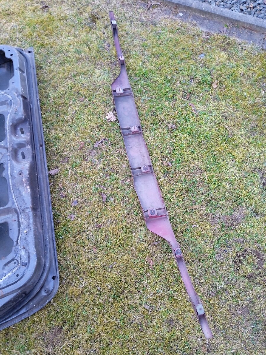 Lišta 200SX s13 - 2