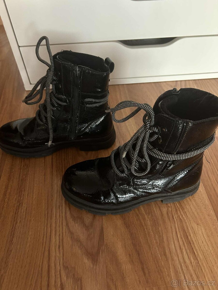 Kotníčkové boty Baťa - 2