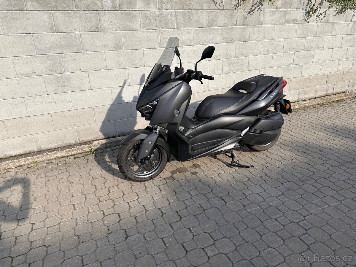 Yamaha X-Max 300 - 2