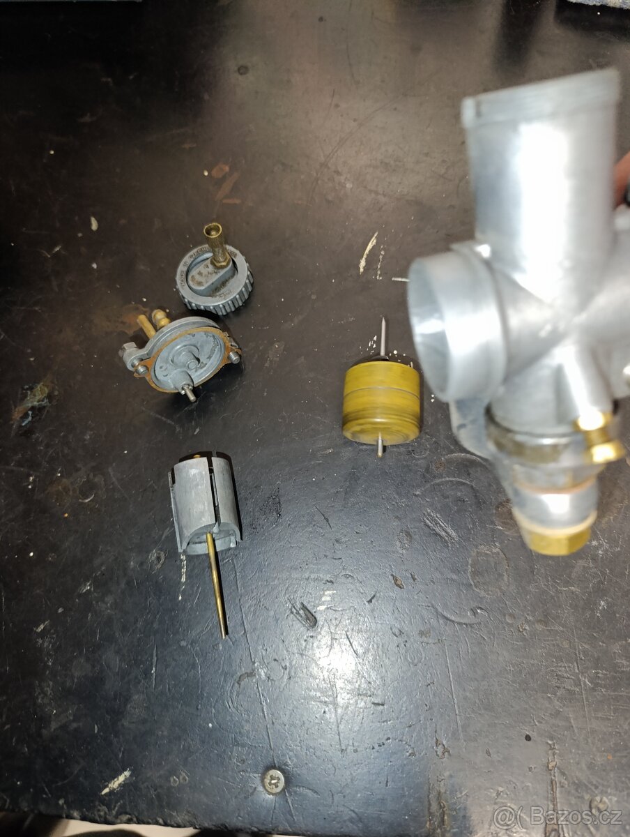 Jawa 250 pérák karburátor - 2