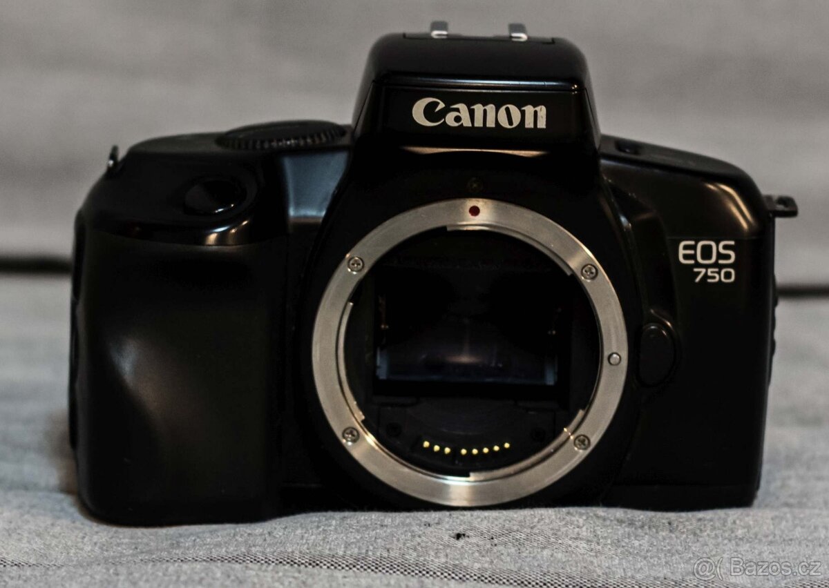 Canon EOS 750 - 2