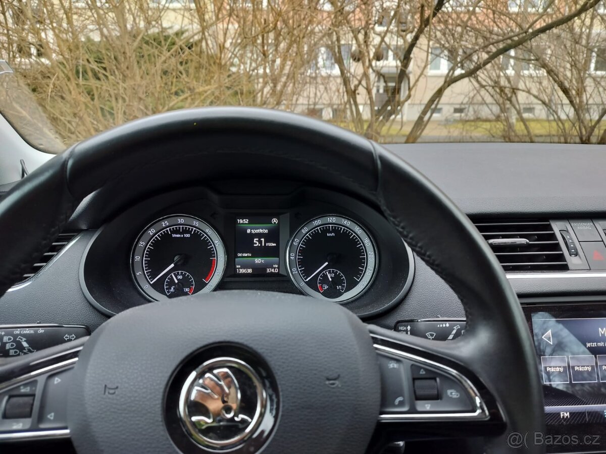 Škoda Octavia Combi 2017 - 2