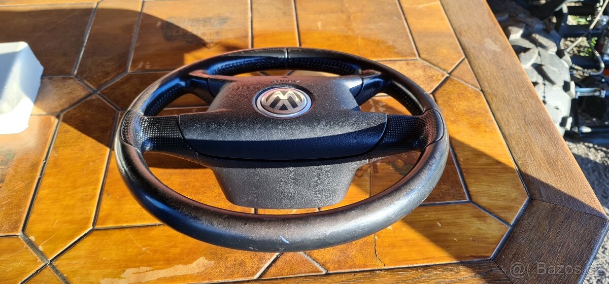 Volant Volkswagen Multivan T5 - 2