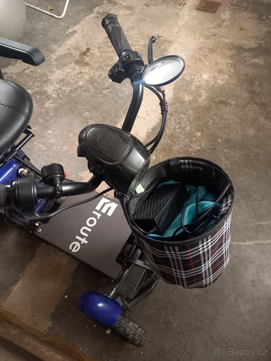 Elektrická čtyřkolka pro seniory - Poděbrady - 2