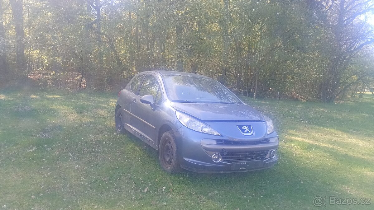 Peugeot 207 hdi - 2