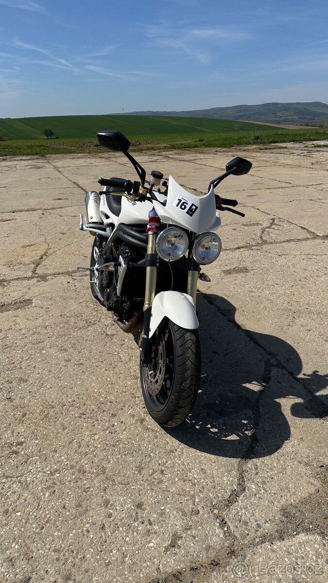 Triumph Speed Triple 1050 - 2