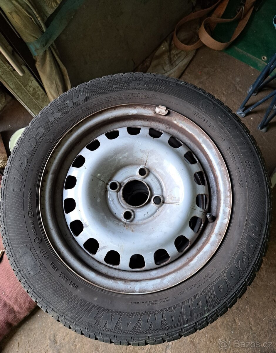 Letni kola opel corsa - 2