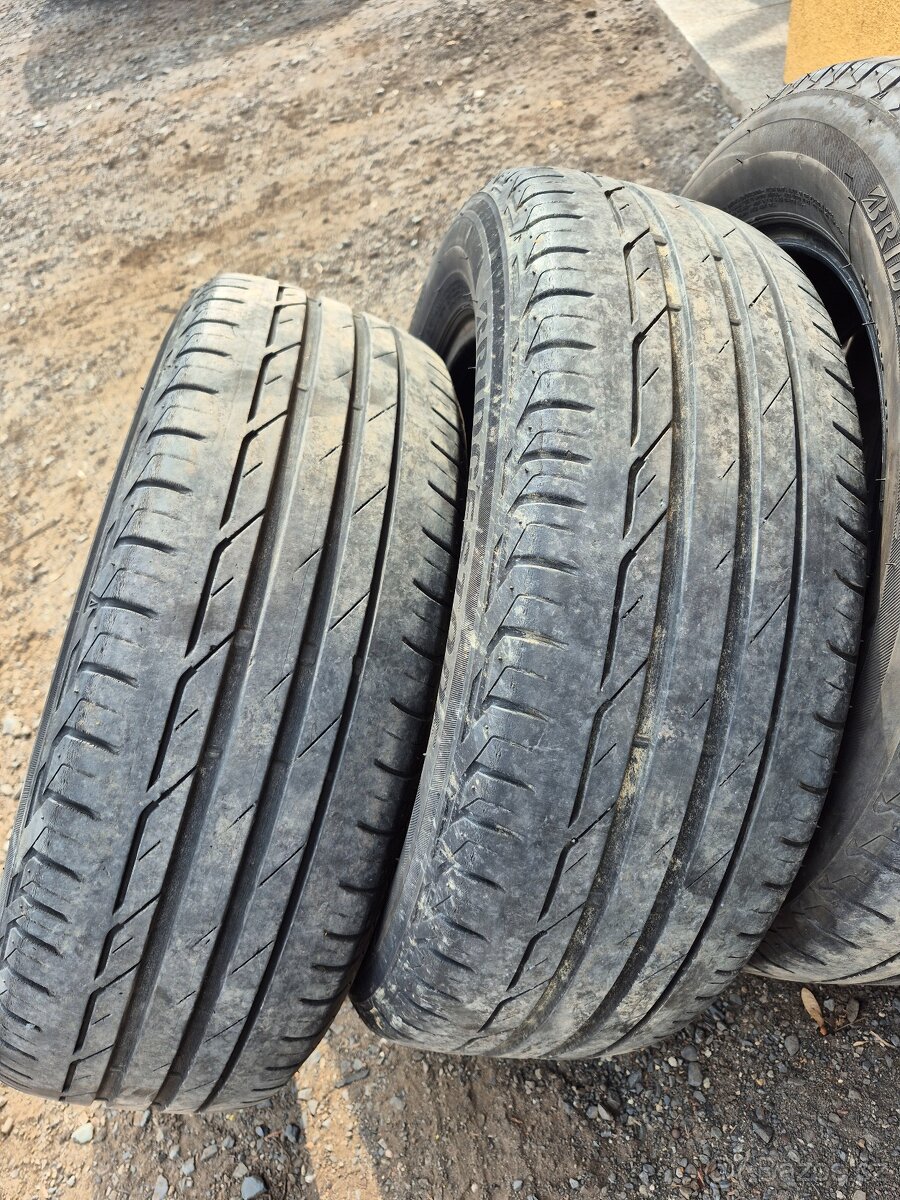 Bridgestone Turanza 205/60 R16 - 2