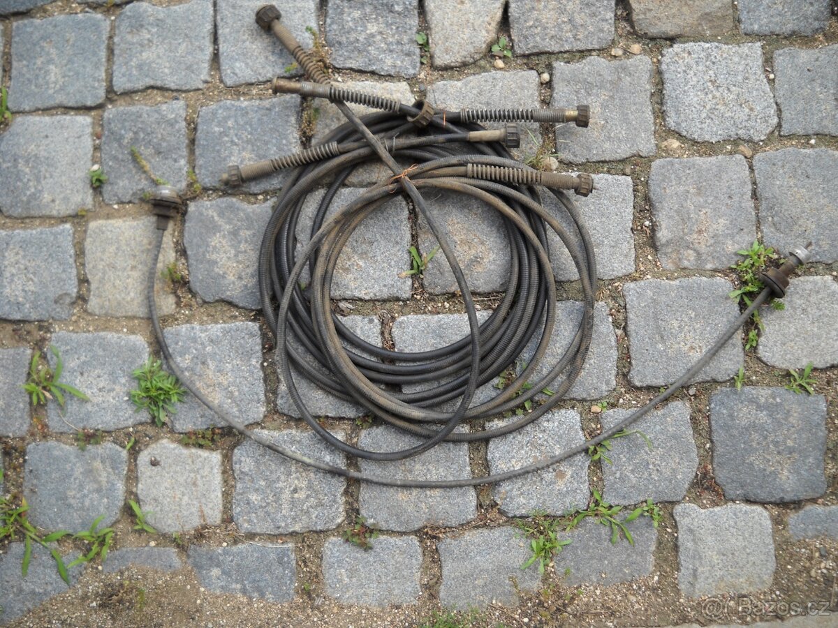E 516-517 náhon otáčkoměru - 2