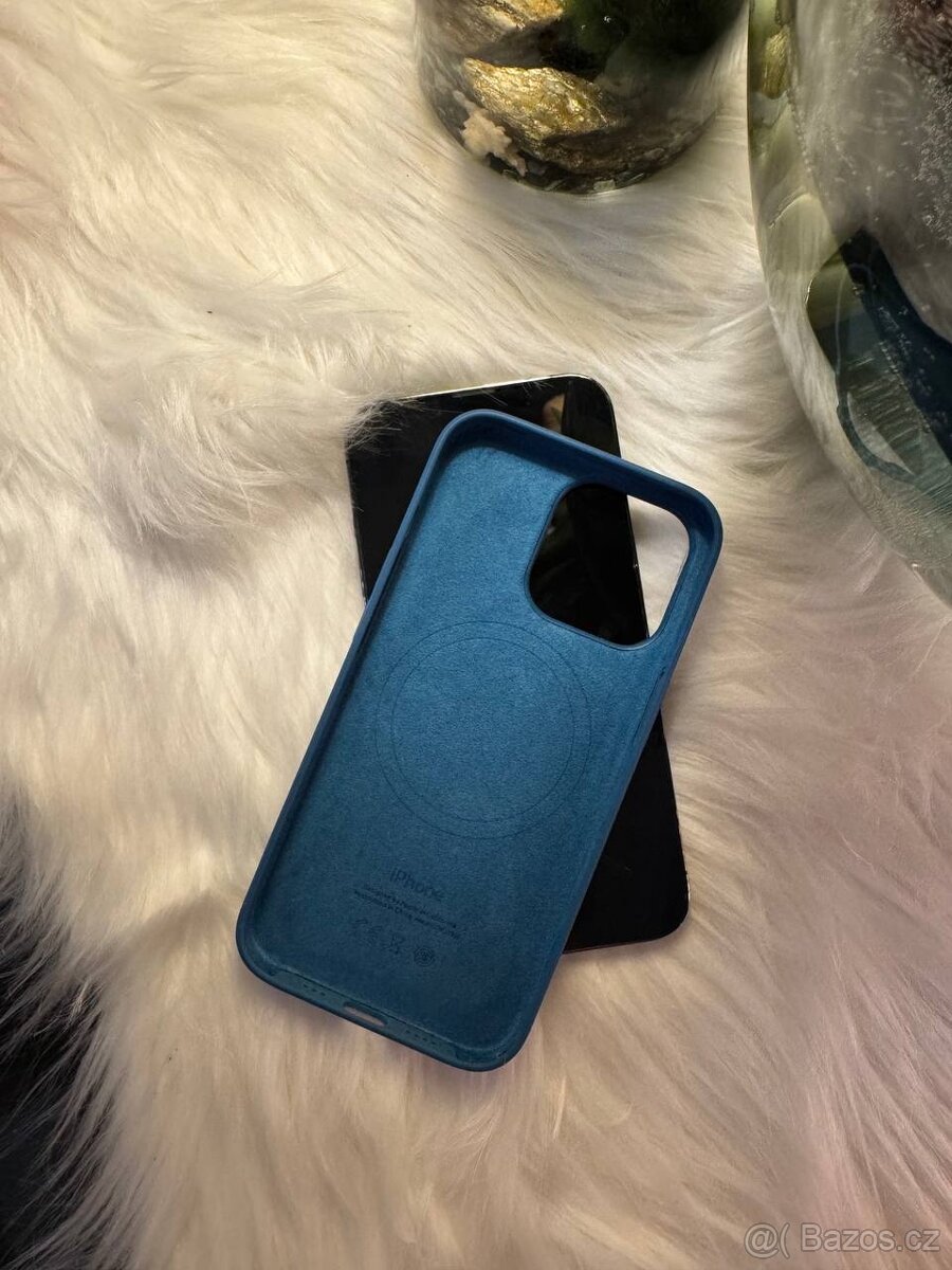 iPhone 13 Pro 128gb perfektní stav - 2