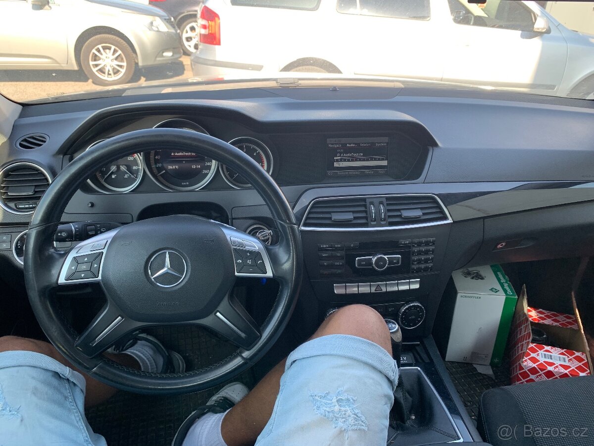 mercedes benz w204 combi - 2