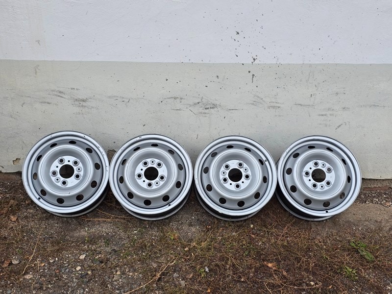 Disky 6Jx15 5x118 et68 - 2