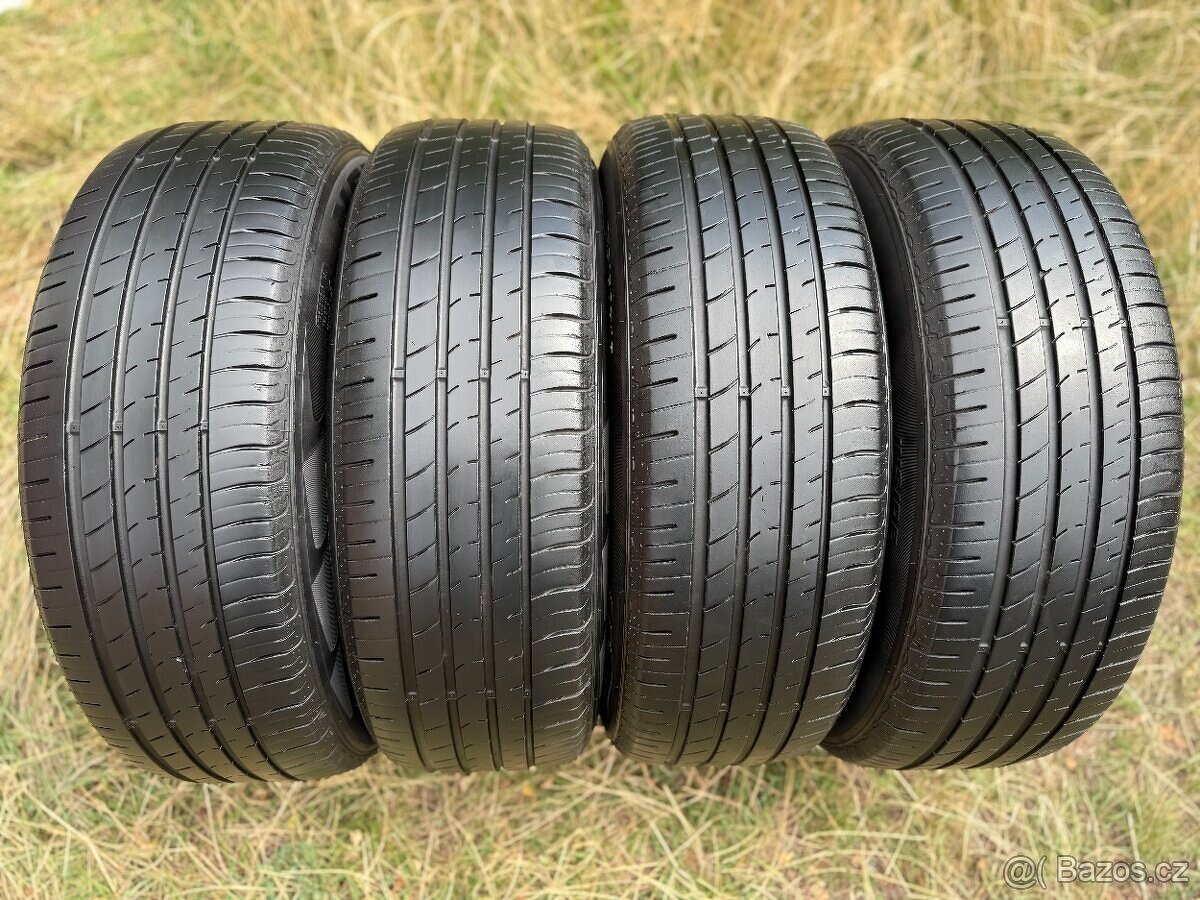 4x Letní pneu Nexen N'Fera RU1 SUV 235/60 R18 - 90% - 2