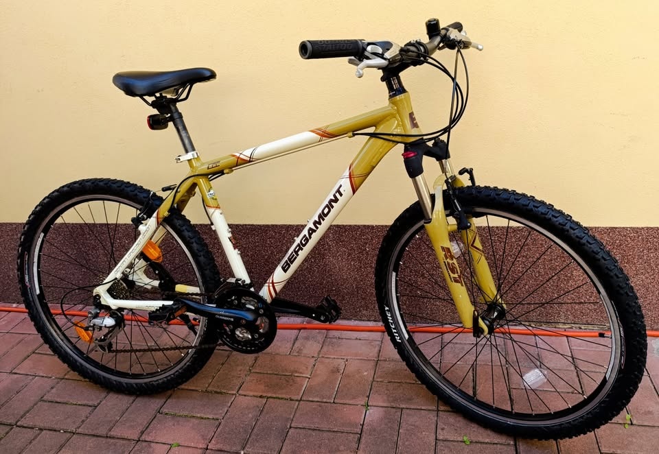 Kolo Bergamont - ALU rám 17" - DEORE LX - 2