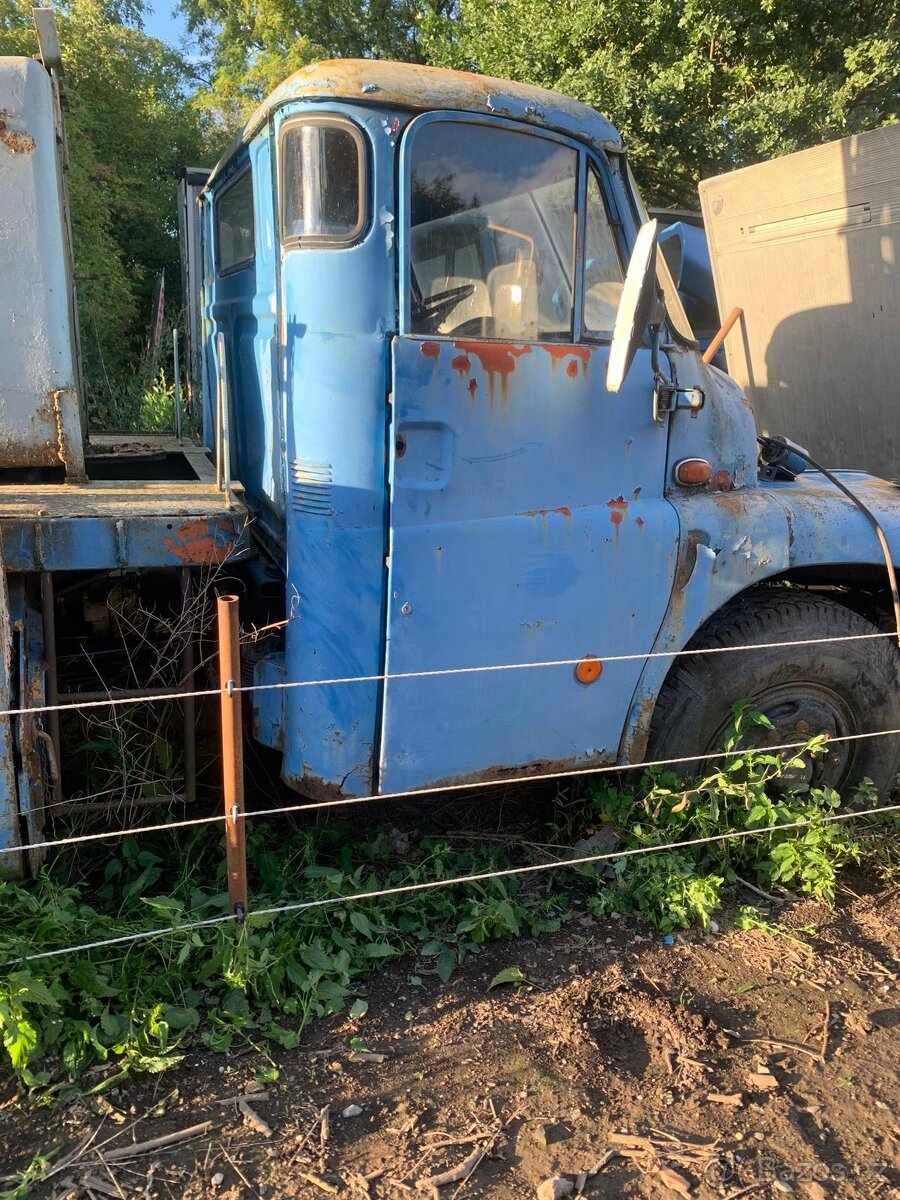 Tatra 148 kabina - 2